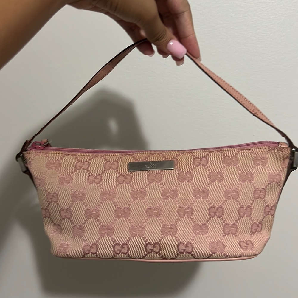 Vintage Gucci boat bag in baby pink color 💘